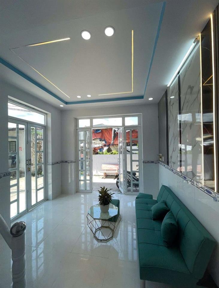 Căn GÓC 2 MẶT TIỀN 295tr có sổ giáp chợ Bà Điểm Hóc Môn