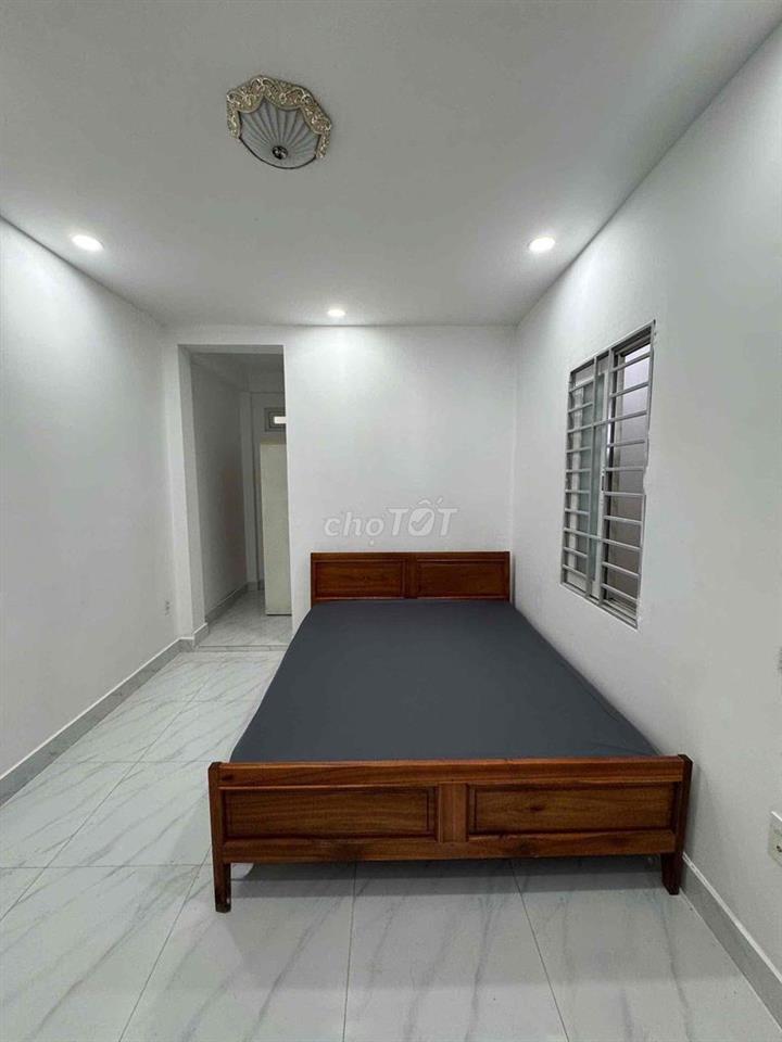 Cho thuê phòng đường Nguyễn Quý Anh