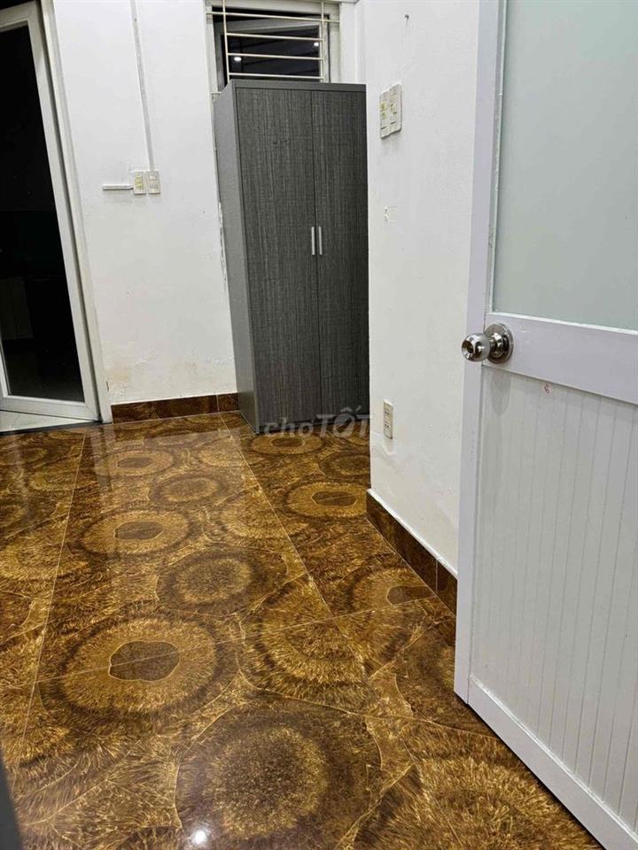 🏠 Cho thuê phòng nhà mặt tiền đường Trung Lang, p12, quận Tân Bình