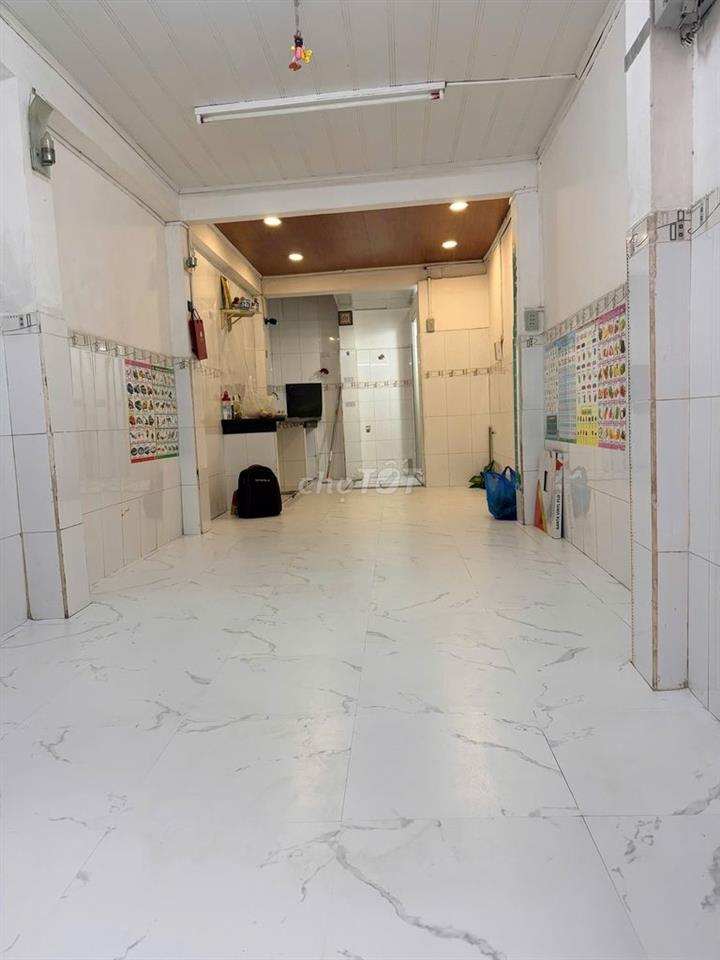 Nhỉnh 4 đồng nhà hẻm thông Hai Bà Trưng - XD 27m2, 3 tầng