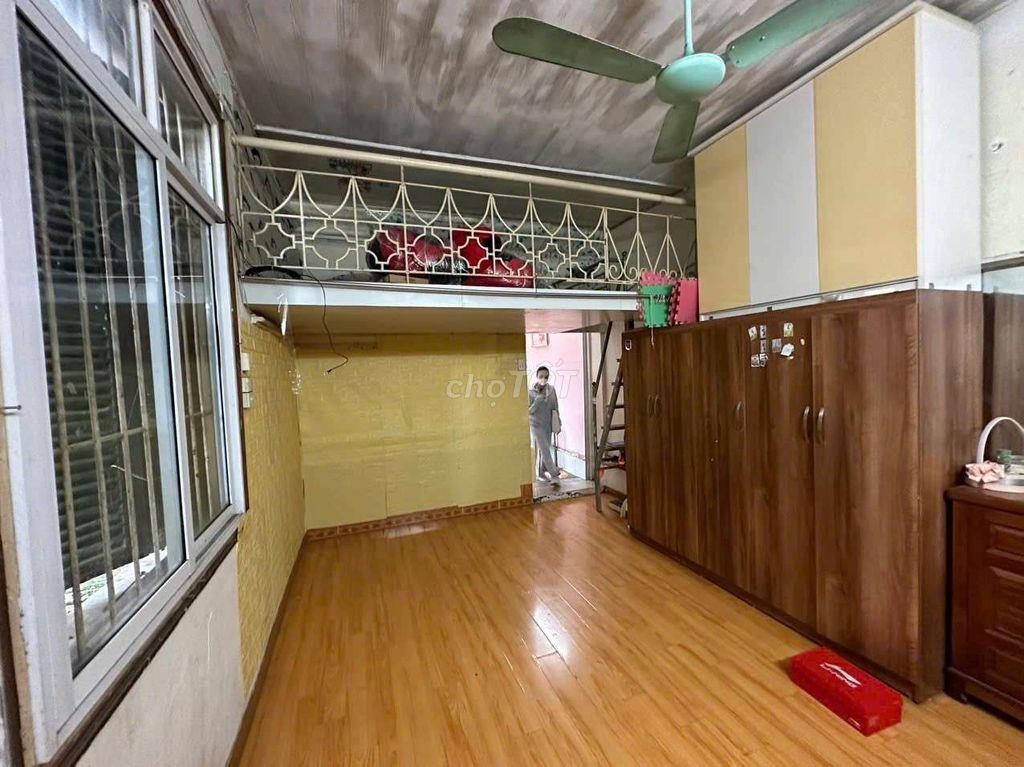 cho thuê căn hộ tập thể