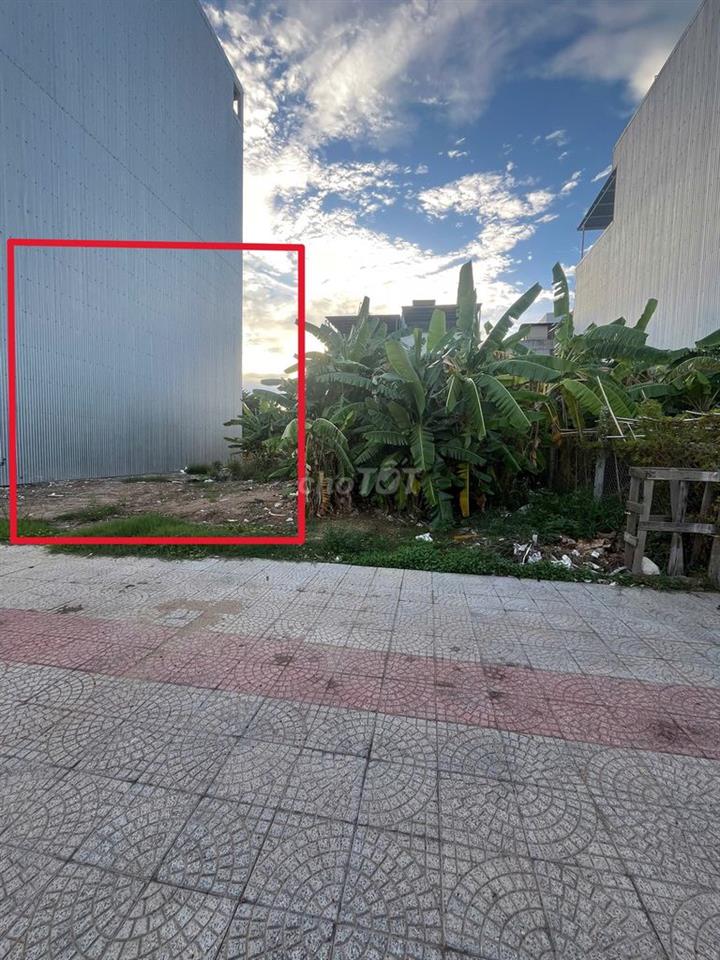 Cho thuê đất 5x20m - Nguyễn Thị Sáu - Hoà Xuân