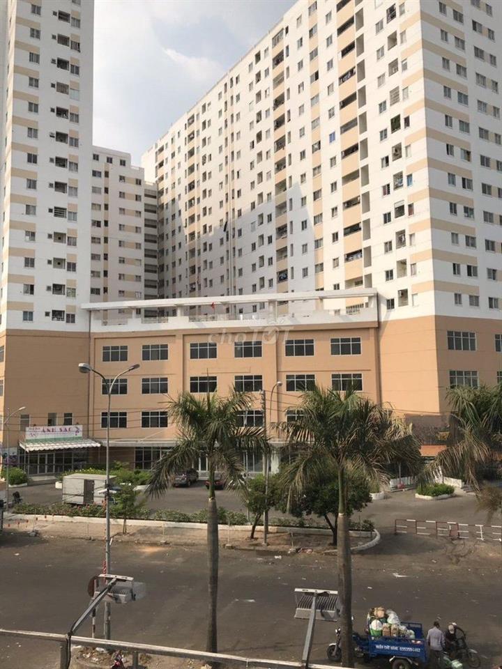 Bán căn hộ HQC Hóc Môn, 50m2, giá 1.05 tỷ
