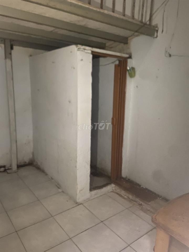 Phòng trọ Có Gác + toilet riêng , giờ giấc tự do 