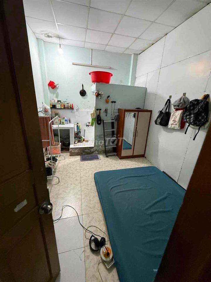 cần một bạn nam ghep 1-1 bình thạnh