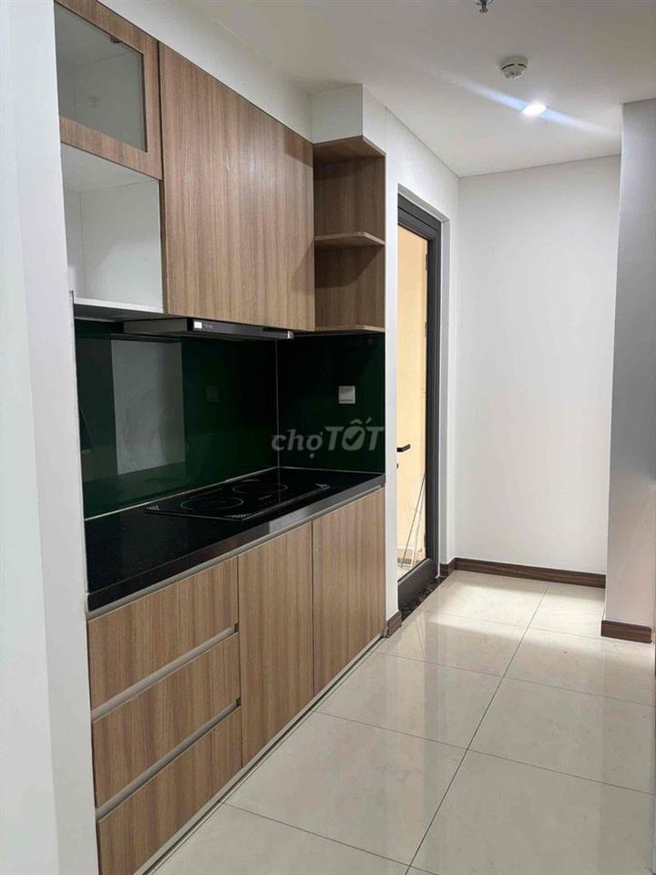 Cho thuê nguyên căn , nhà mới sơn sửa sạch đẹp