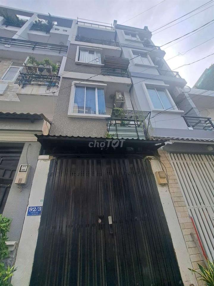 cho thuê phòng ban công 