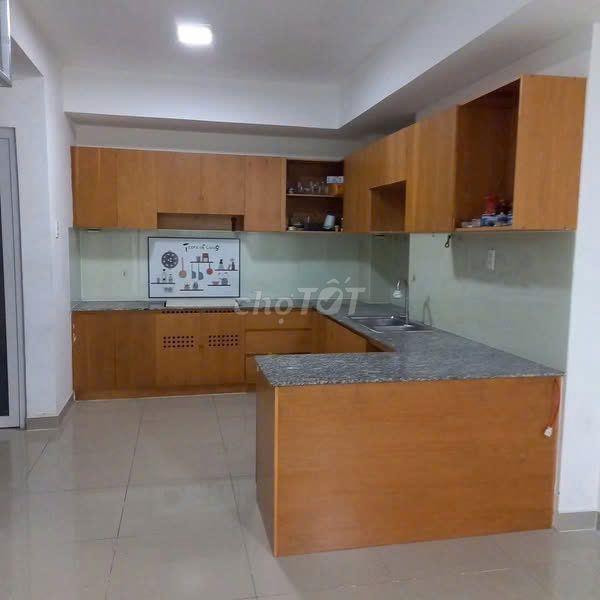 Chung cư Hoa Sen -262 Lạc Long Quân, căn 2p ngủ, giá 9tr/tháng