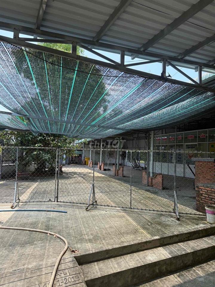 cho thuê hoặc bán thuê giá 5tr/thang , bán giá 7tỷ TL