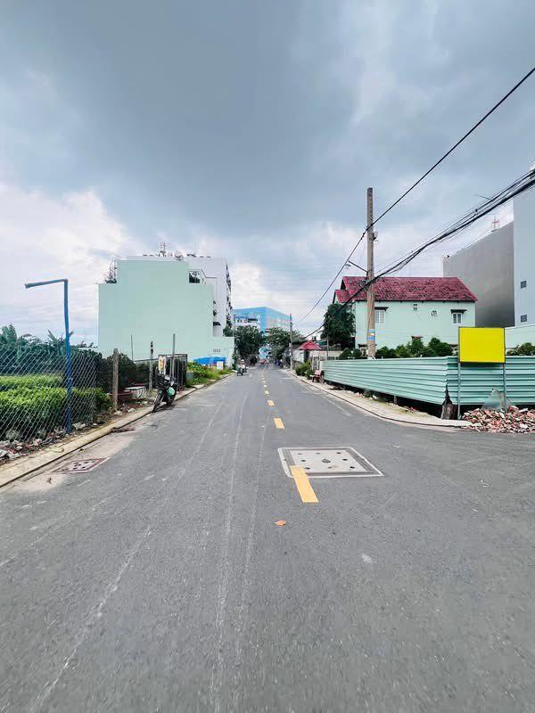 BÁN NHÀ CẤP 4 - HẺM 43 TRẦN THỊ NĂM, P. TRUNG MỸ TÂY, TP.HCM