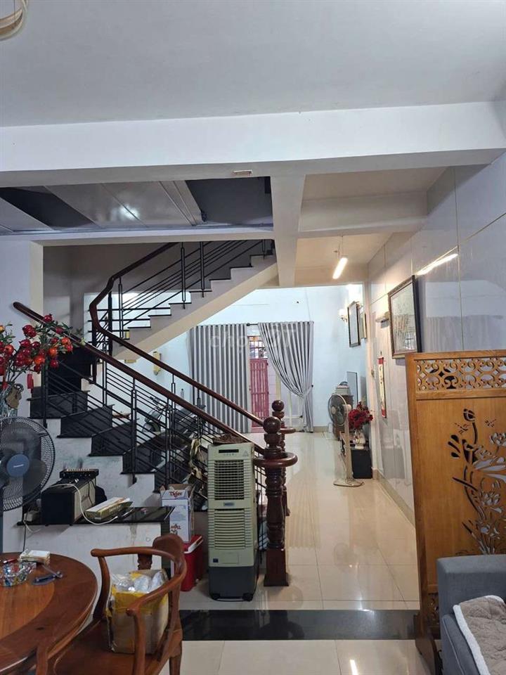 Chủ đi định cư gấp bán, giảm 1,3 tỷ, còn 83tr/m2