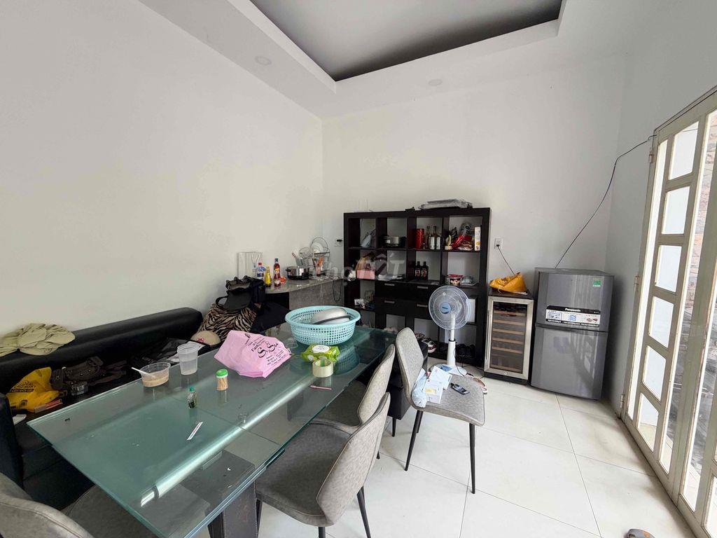 CHO THUÊ MẶT BẰNG VỪA Ở VỪA KINH DOANH 2WC-1PN (Được sửa chữa)
