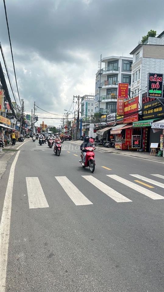 Mặt tiền Kinh Doanh Đỗ Xuân Hợp - 102m² - Ngang 4.6m Nở Hậu - 16 Tỷ