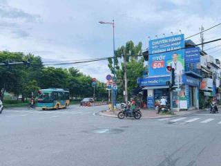 Biệt Thự 3 Tầng NAM HÒA - 7PN - Sát Ga Metro - 190m² Nở Hậu 15m