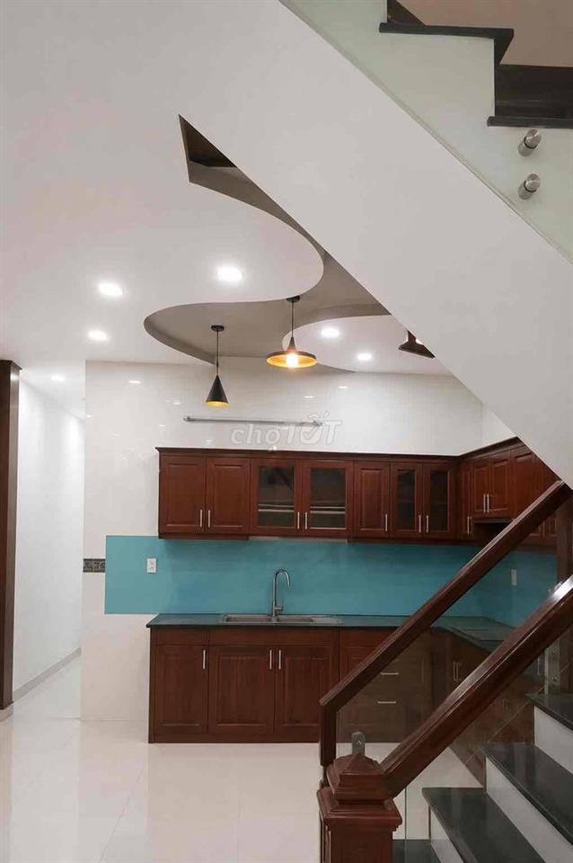 Kề vành đai 2 - Nhà đẹp 5x20 - Hẻm Xe Tải - 7 PN- Quận 12