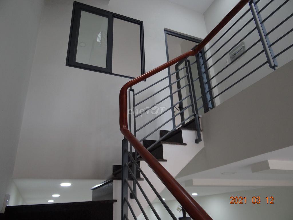 Cho thuê nhà mặt tiền đường Dân Chủ - Phường Trường Thọ-Tp.HCM