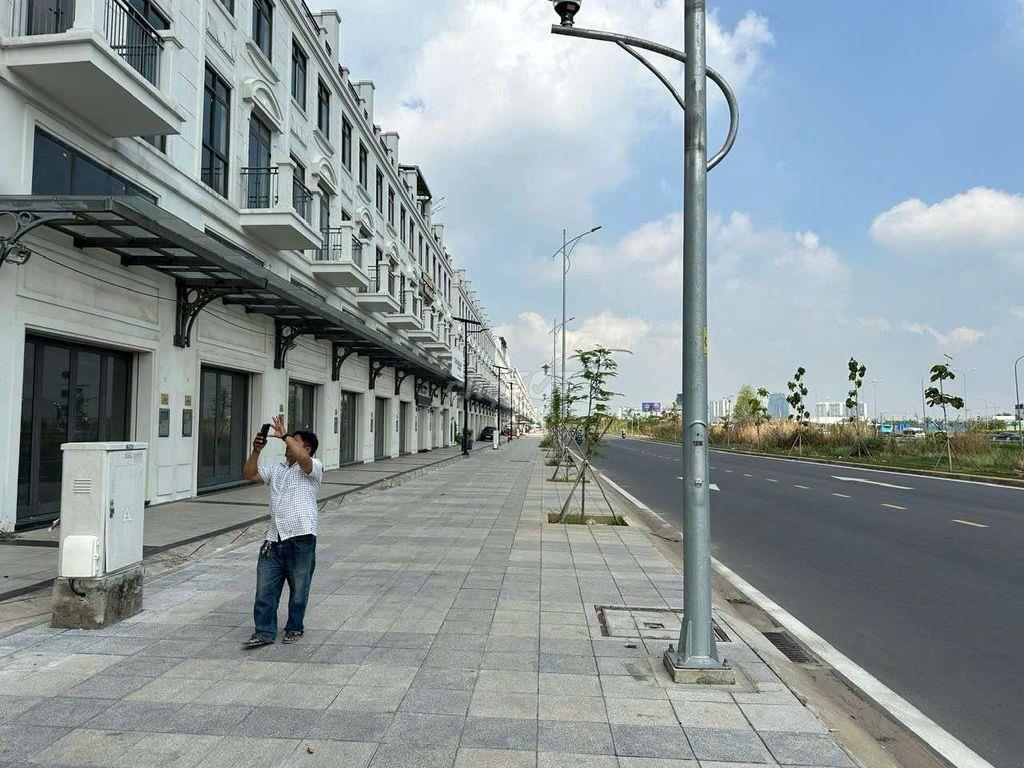 Cho thuê SHOPHOUSE Song Hành 45tr