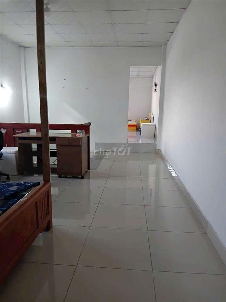 Tôi chính chủ bán nhà sổ riêng