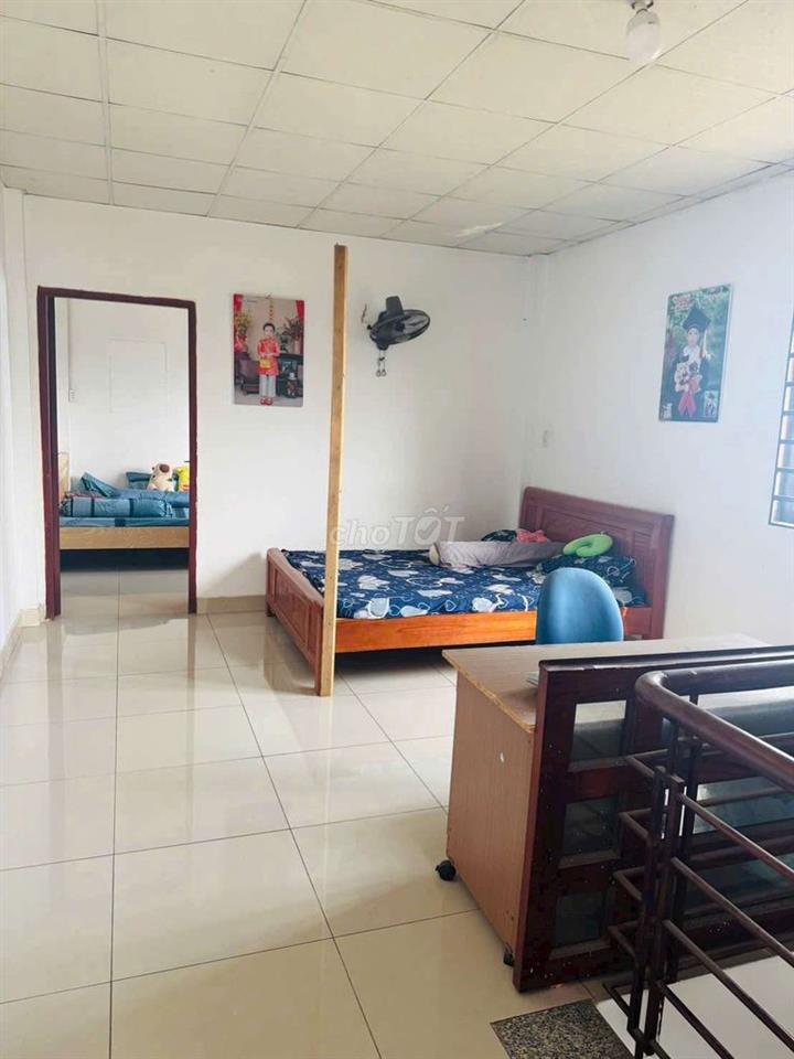 Tôi chính chủ bán nhà sổ riêng