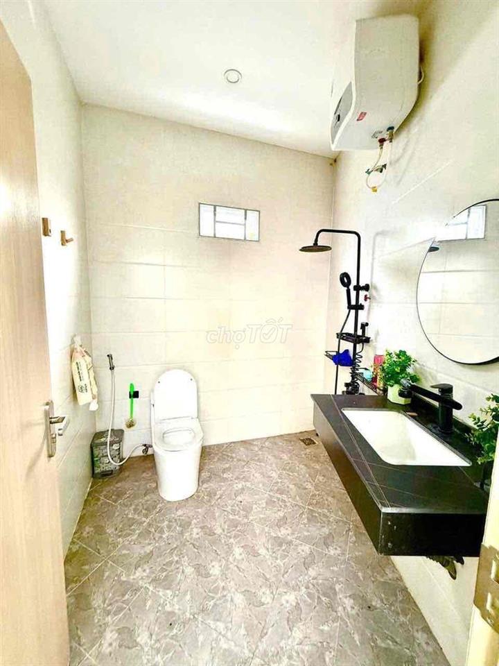Mặt Bằng làm Kho hoặc Dịch vụ SPA