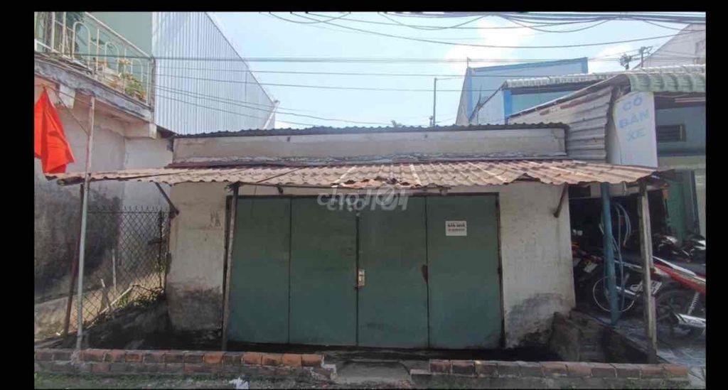 CẦN BÁN GẤP NHÀ ĐẤT DIỆN TÍCH LỚN