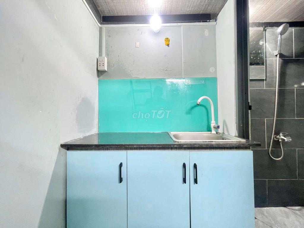 PHÒNG GẦN TRỤC ĐƯỜNG PHAN VĂN TRỊ TRỐNG SẴN Ở LIỀN