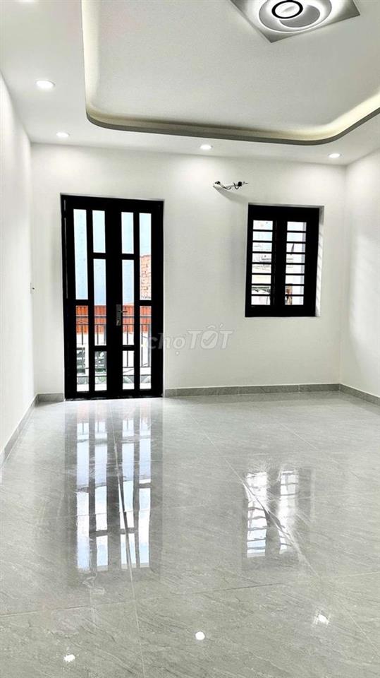 3,85 TỶ – NHÀ 2 TẦNG 52 M² SỔ HỒNG RIÊNG, X T T 9 _ BÀ ĐIỂM _HOC MÔN