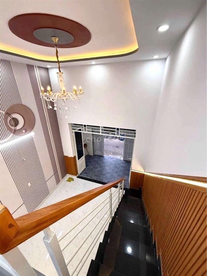 NHÀ HÓC MÔN 3,4 TỶ – 4x13M –SHR _XUÂN THỚI ĐÔNG 15 HẺM XE HƠI