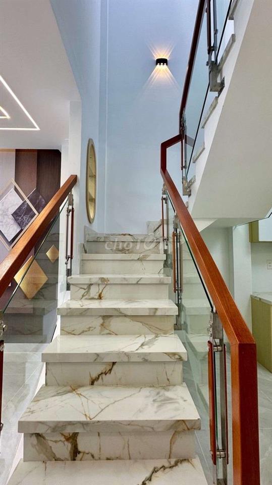 CHỈ 4,95 TỶ  MẶT TIỀN TÂN HIỆP 31 _HÓC MÔN .110M² _2 TẦNG SHR 