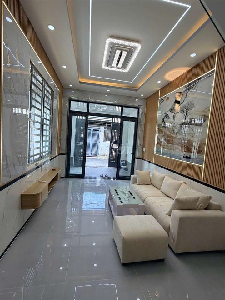 NHÀ LÔ GÓC 3 TẦNG LÂM THỊ HỐ QUẬN 12 HẺM XE HƠI – CHỈ 4.xxTỶ