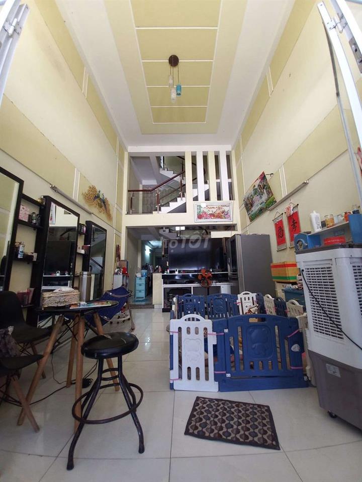  CHỈ 5.7 TỶ!
NHÀ MỚI ĐẸP - HẺM XE TẢI THÔNG -LÊ THỊ KIM _HOC MÔN
