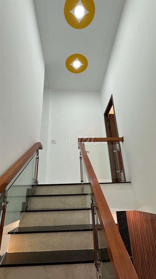 NHÀ MẶT TIỀN XUÂNTHỚI THƯỢNG 27 HÓC MÔN- 90 M² 2 TẦNG CHỈ 5,6 TỶ