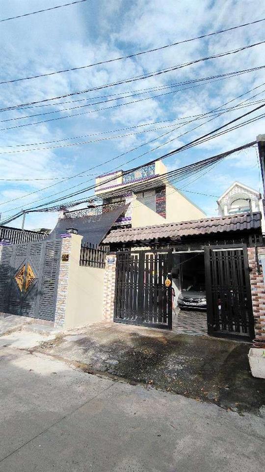 HƠN 4 TỶ NHÀ NGUYỄN THỊ SÁU -HÓC MÔN -HXH _2 TẦNG 100M² SHR