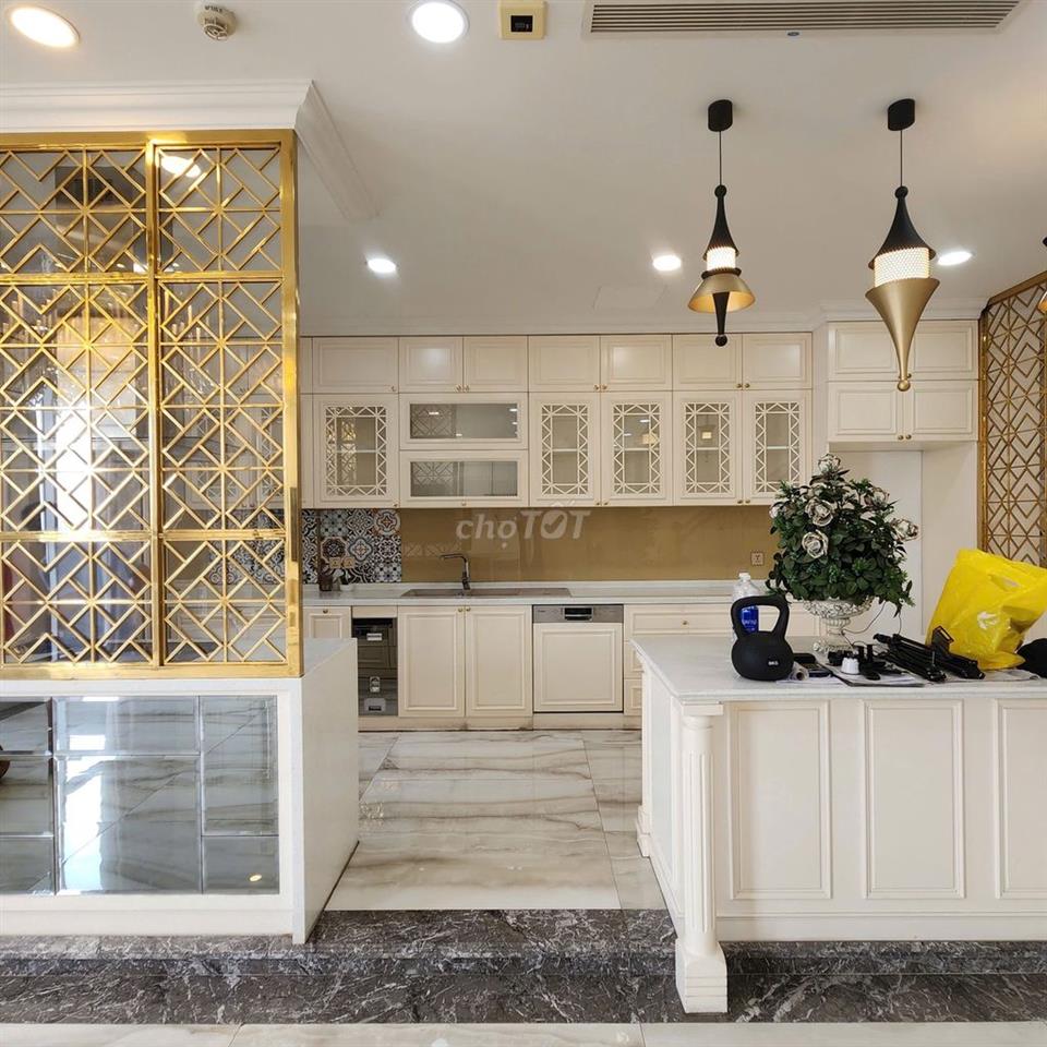 CHUYỂN NHƯỢNG CĂN PENTHOUSE TÂM HUYẾT NỘI THẤT CAO CẤP SUNRISE CITY Q7