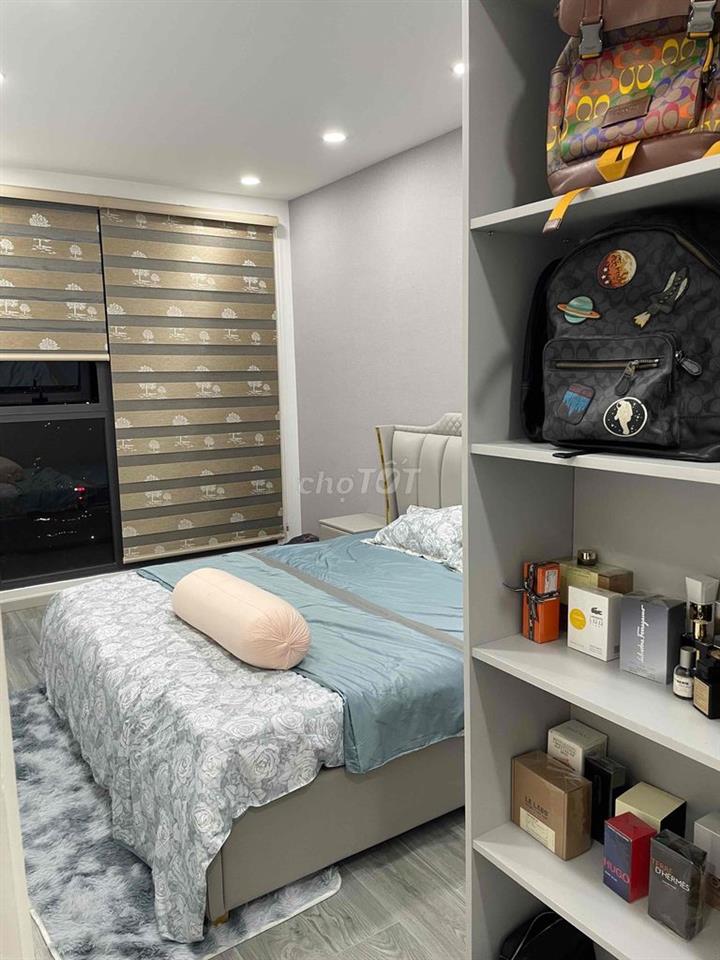 Cần bán gấp full nội thất