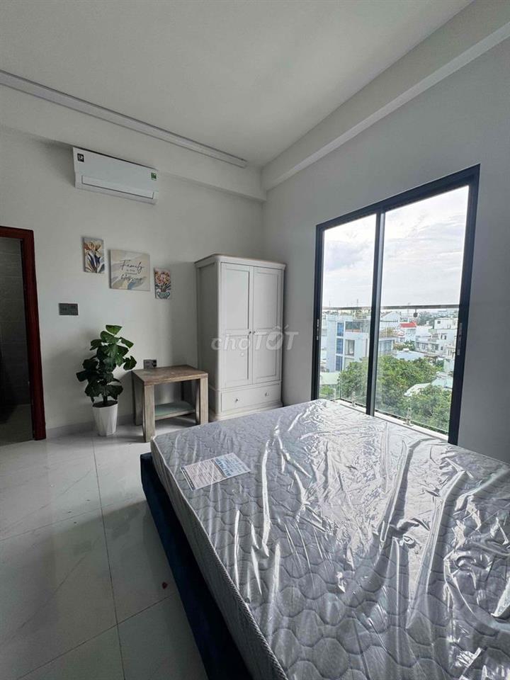 Studio ban công full nội thất ngay Lê Văn Việt - Gần UTC2, UTE, PTIT