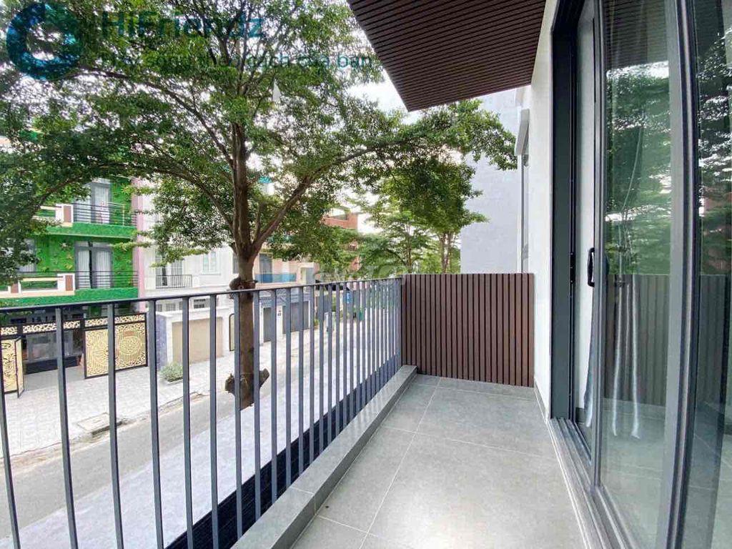 Studio 42m2 - Cuối Đỗ Xuân Hợp, Liên Phường - KDC Trí Kiệt