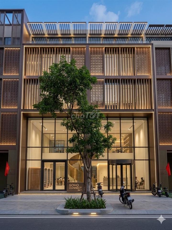 BÁN GẤP NHÀ PHỐ SOHO QUẬN 2.  31 TỶ BAO THUẾ PHÍ , ĐÃ CÓ SỔ 