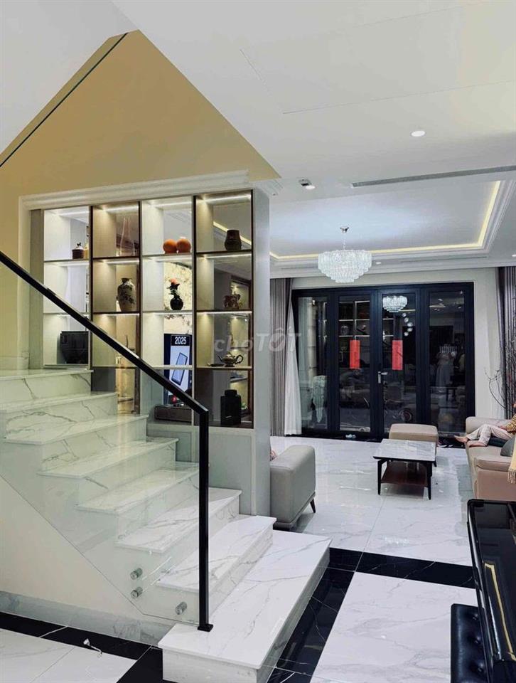 GIÁ TỐT - VILLA HIỆN ĐẠI THẢO ĐIỀN 7 PHÒNG