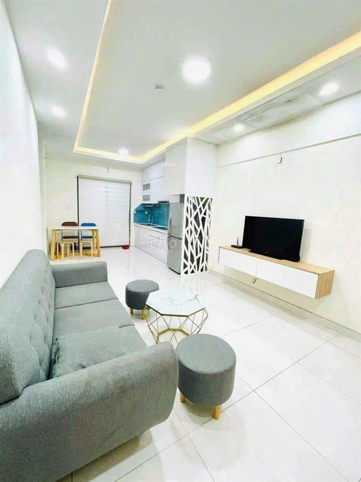thuê ai cũng vậy. thuê chỗ e. e cám ơn ạ 😋