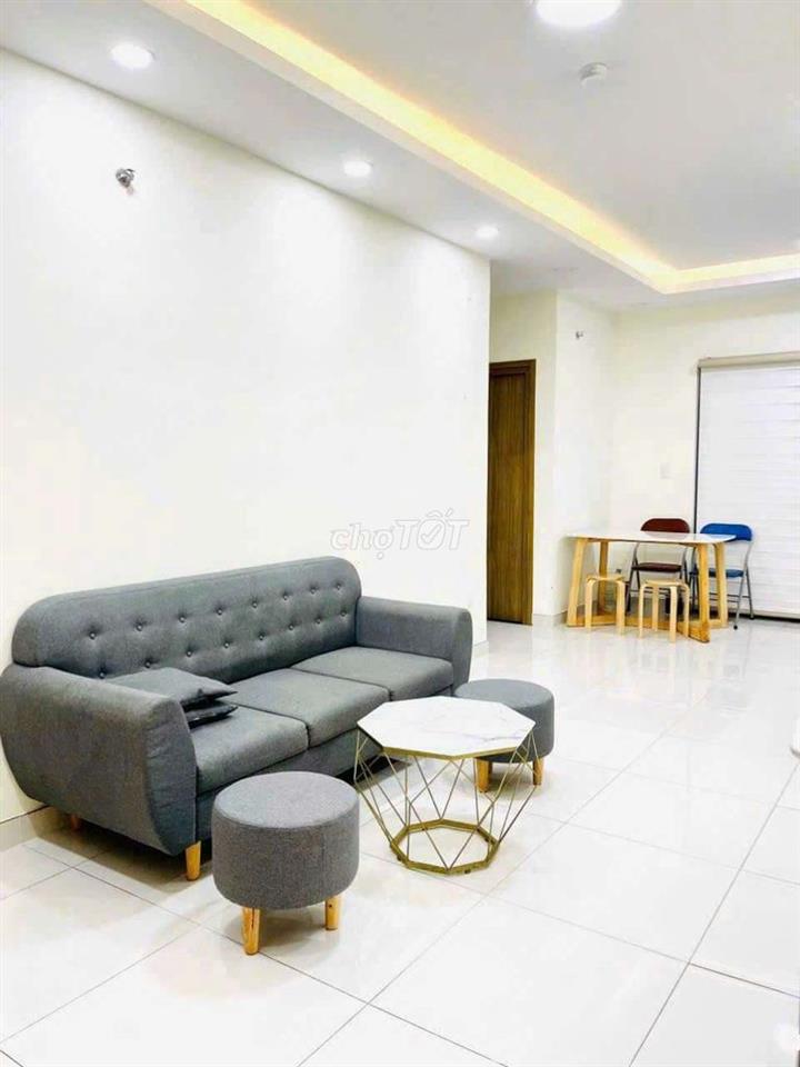 thuê ai cũng vậy. thuê chỗ e. e cám ơn ạ 😋