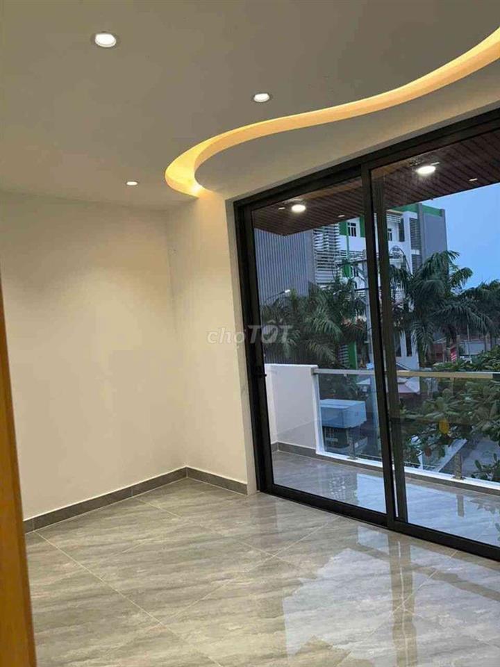 🏘️Q. 8 – NHÀ 3 LẦU MỚI ĐẸP – 4PN –DT 40M2- CÁCH 2 CĂN PH. HÙNG,T.Q.BỬU 