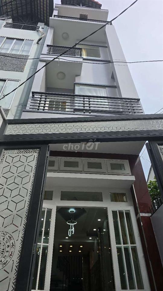 GIẢM NGAY 300 TRIỆU! 🔥

🏡 NHÀ MỚI 4 TẦNG – FULL NỘI THẤT – PHẠM HÙNG