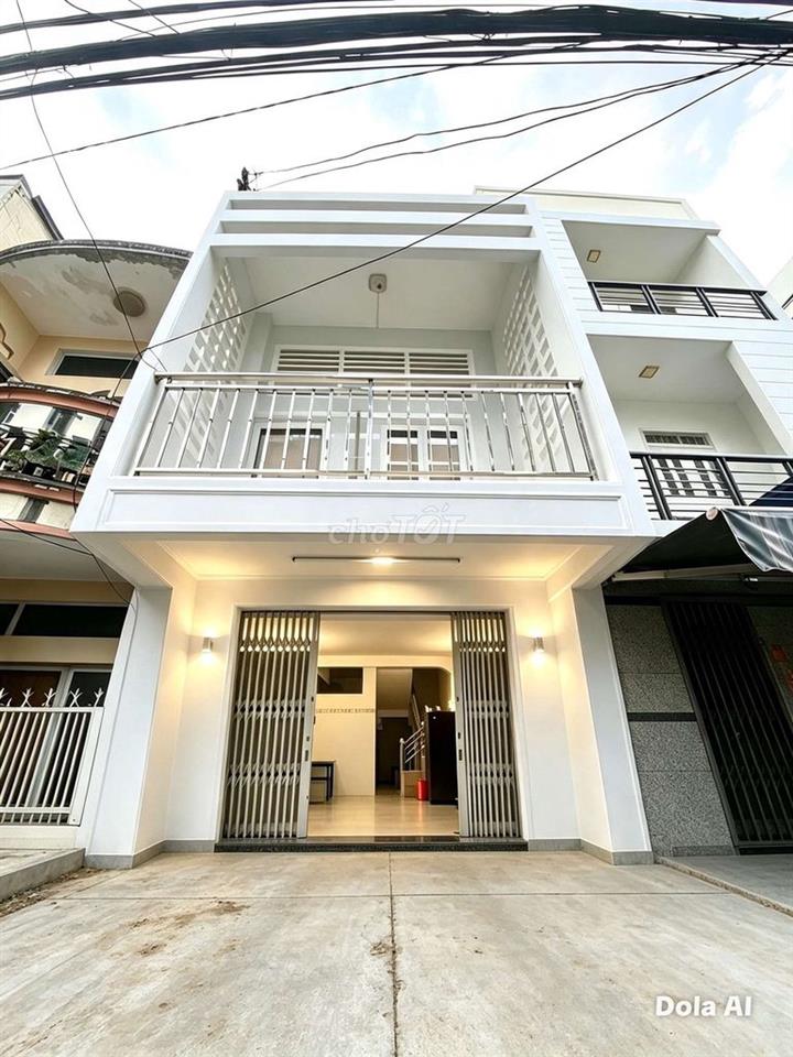 NHÀ 3 TẦNG ĐẸP TẠI PHONG PHÚ QUẬN 8 — GIÁP Q- 5