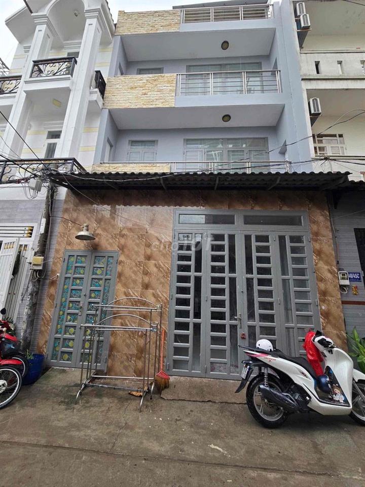 Bán nhà Bình Tân, 3 tầng, 4 phòng ngủ