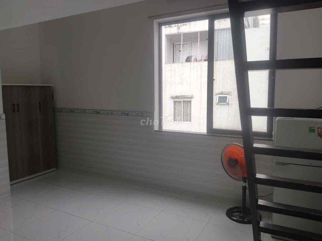 25m2 1 GÁC GIÁ 3.5M CÓ TỦ LẠNH, MÁY GIẶT, TỦ QUẦN ÁO