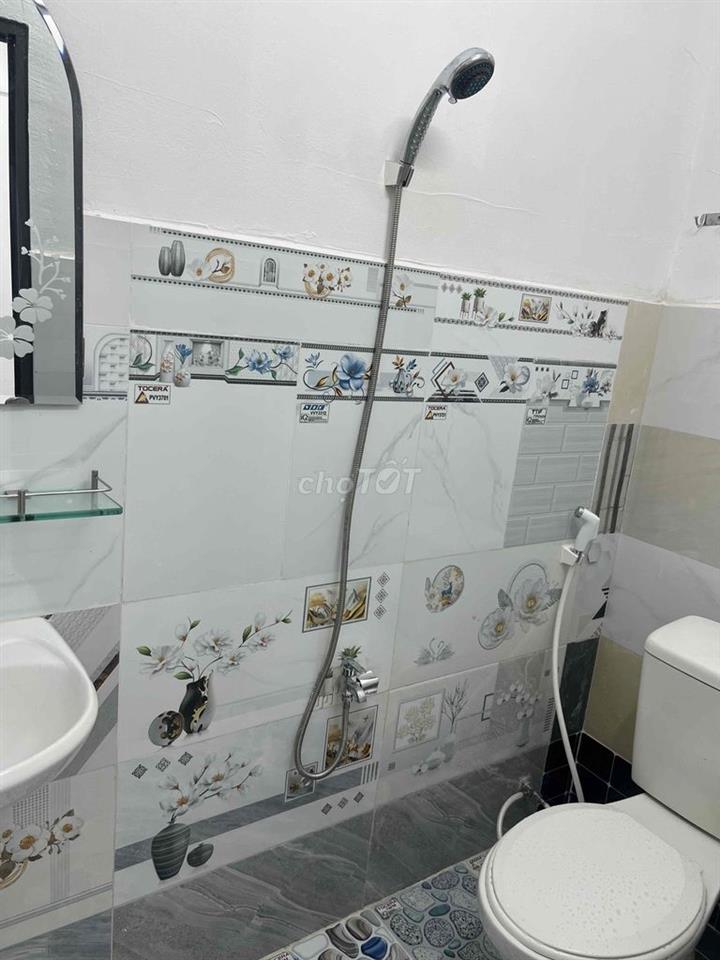 cho thuê nhà nguyên căn nhỏ đẹp sạch sẽ mới hoàn toàn