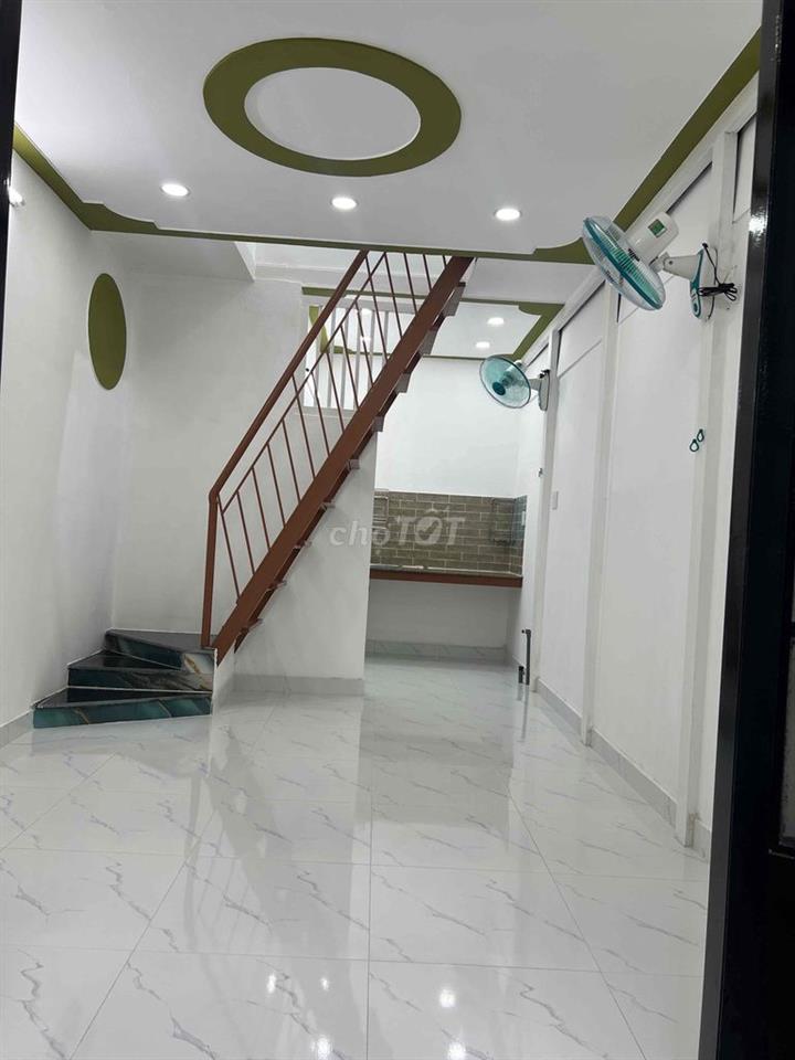 cho thuê nhà nguyên căn nhỏ đẹp sạch sẽ mới hoàn toàn