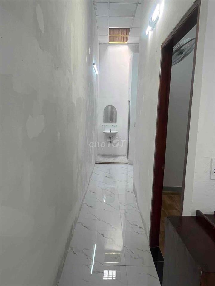 cho thuê nhà câp 4 nguyên căn mới đẹp sạch sẽ