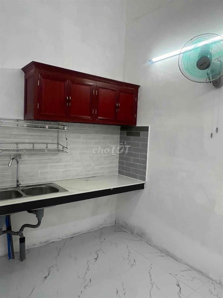 cho thuê nhà câp 4 nguyên căn mới đẹp sạch sẽ